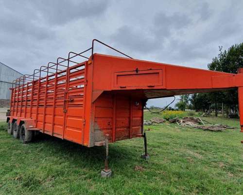 Trailer/carro para Animales. Caballos Ovejas, Corderos, Haci