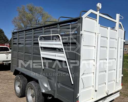 Carro Vaquero - Jaula para Hacienda. Metalúrgica Metalpamp