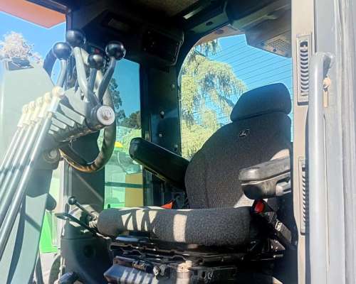 Motoniveladora John Deere 620g