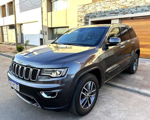 Jeep Grand Cherokee 3.6 Limited 286hp Techo + Llantas 18