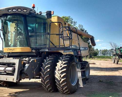 Vendo Challenger 670 con Drapper de 40 Pies Excelente Estado