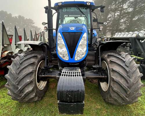 Usado - New Holland - T7-205 - 2021 - 4wd - Piloto
