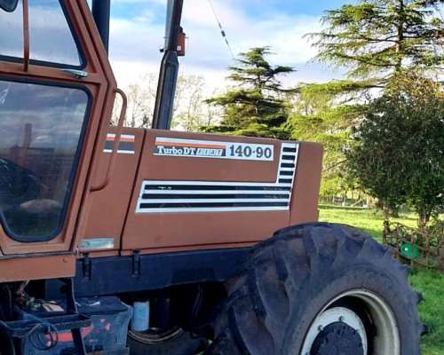 Tracotr Fiat NH 140-90 - 140hp Motor Reparado con 300 Hs