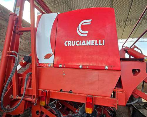 Sembradora Crucianelli 7035 Usada