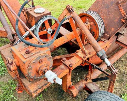 Picadora de Forraje Mainero U-150.