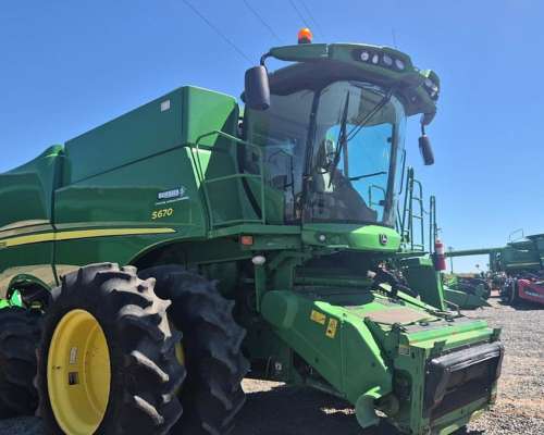 Cosechadora John Deere S670