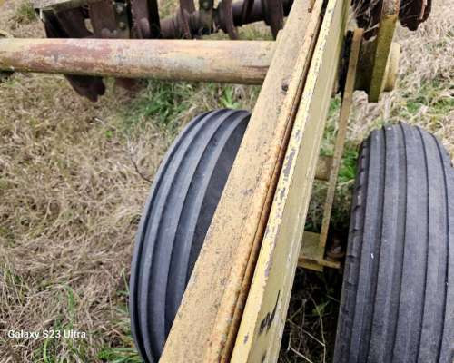 Rastra de Disco DAN CAR 52 Platos con Alas