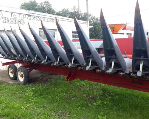 Excelente Maicero Mainero Modelo 2000 de 13 Surcos a 52 cm