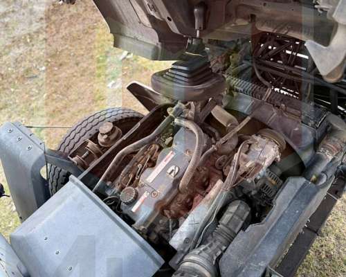 Ford Cargo 1317e Modelo 2011 con Caja y Equipo