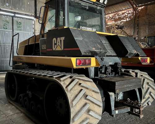 Vendo Tractor Caterpillar Challenger 65d