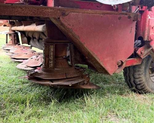 Segadora de Arrastre Kuhn FC300 RG