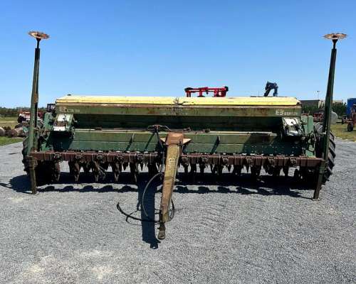 Sembradora Bertini 10000 de 25 Líneas a 17.5