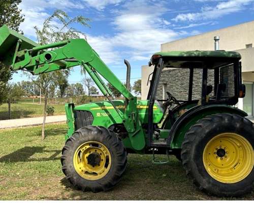 John Deere 5425 con Pala Cargadora y Reversor