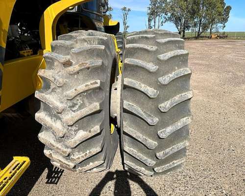 Tractor Pauny Novo 590