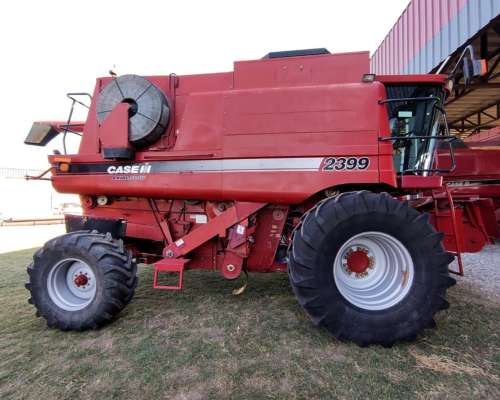 Cosechadora Case IH 2399 año 2007