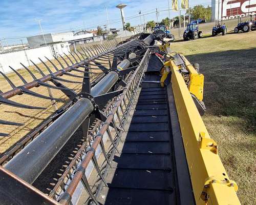 Cosechadora New Holland Cr9060, año 2016