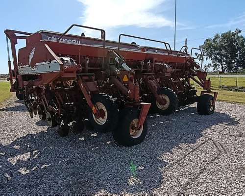 Sembradora Crucianelli Pionera IV de 40 a 17