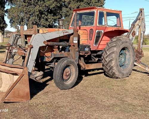 Tractor Fiat 700 con Pala y Retro