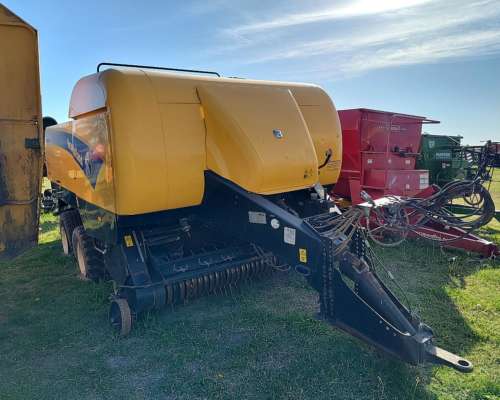 Megaenfardadora New Holland BB 9070 Cropcutter