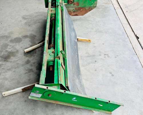 Desparramador de Paja Syra.