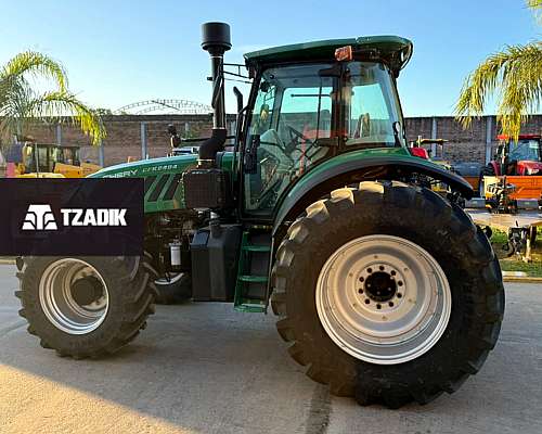 Tractor Chery CFK2404 240hp