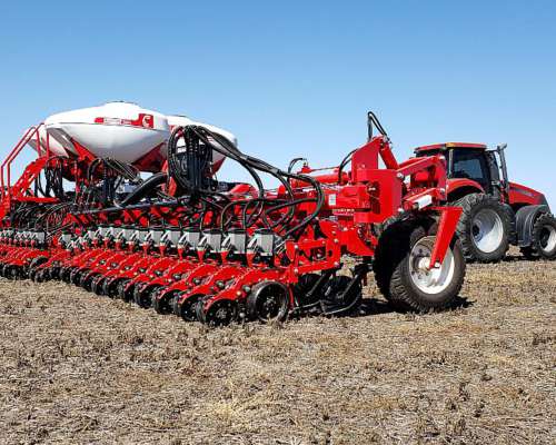 Sembradora Crucianelli Plantor 2452