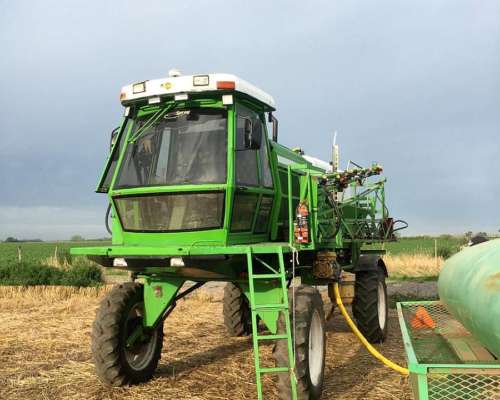 Pulverizador de Arrastre Metalfor