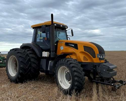 Usado - Valtra AR220 - año 2017 - 4wd - Rod. Dual - Piloto