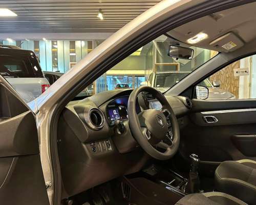 Kwid Iconic Outsider 1.0 0km MY2025 Orio Hnos