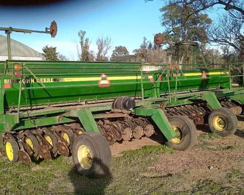 Sembradora John Deere 750 en Tándem