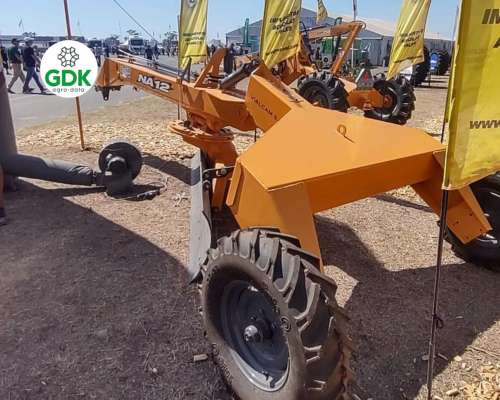 Niveladora de Arrastre NA12 C/cilindro- Grosspal- Disponible
