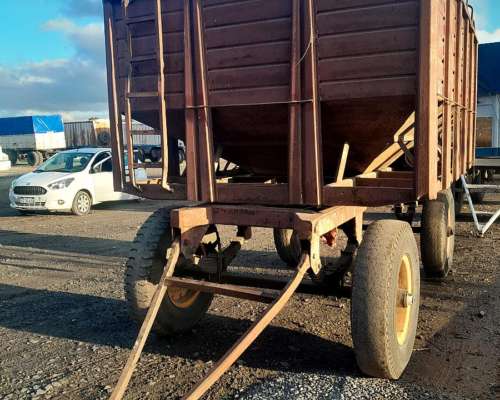 Vendo Acoplado Tolva 7 TN Marca Agromar, Usado,,$ 8.000.000