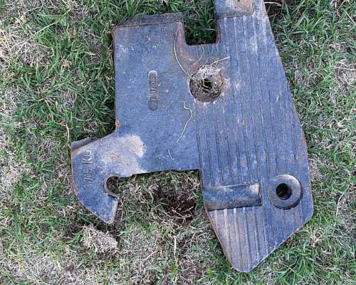 Plancha Saranda/reja Arado/pesa Valtra/ Barra Dientes/camisa