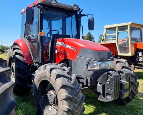 Tractor Case IH Farmall 90 JX 2018 en Buen Estado General