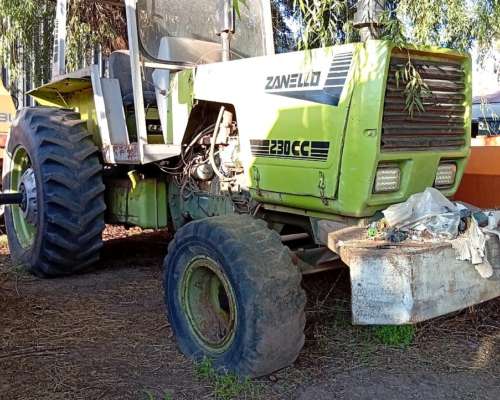 Tractor Zanello 230 CC con Cabina
