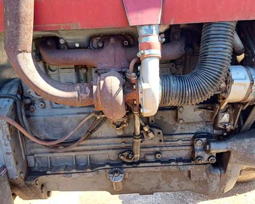 Tractor Massey Ferguson 1195 con Tres Puntos.