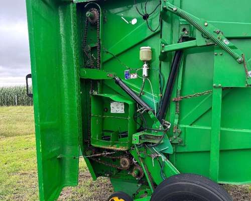 Rotoenfardadora Montecor M 8560 Usada