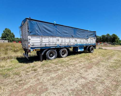 Acoplado Tahnos Baranda Volcable año 2013 con Destape