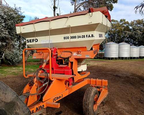 Fertilizadora Sefo Mod ECO 3000, con Balanza .