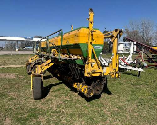 -fertilizadora Marca SR de 21 Líneas a 35 cm