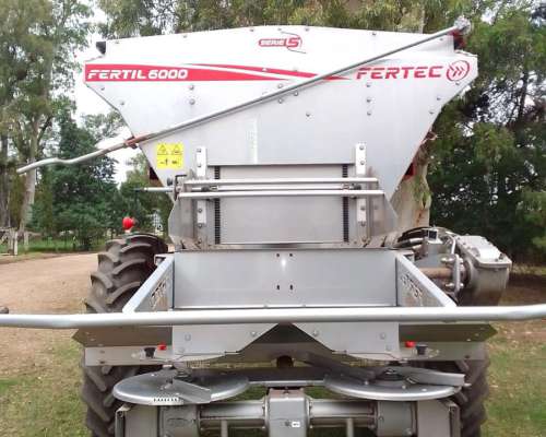 Fertilizadora de Arrastre F 6000 Serie 5