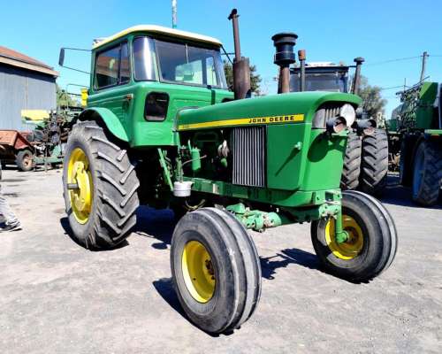 John Deere 3420, año 1976