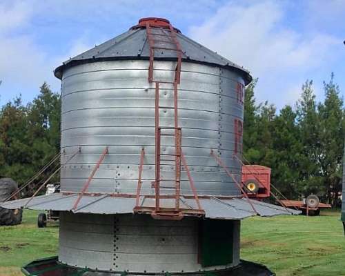 Silo Comedero Autoconsumo Móvil