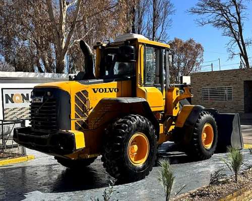 Pala Cargadora Volvo Usada NO Caterpillar 924 938 Nqnmaq