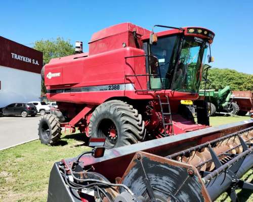 Cosechadora Case 2388 2004 – 30 Pies – Excelente Estado