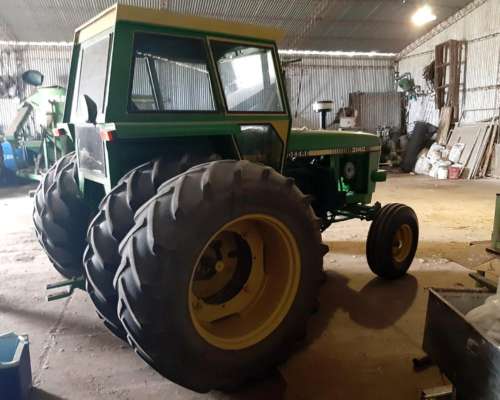 Jonh Deere 3140 C/pala