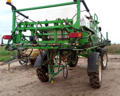 Pulverizadora Metalfor 2750 - 20m - Banderillero