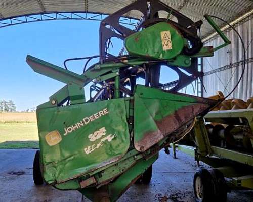 John Deere 1550, con Plataforma 25p
