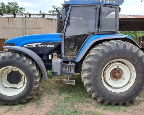 Tractor New Holland TM150 año 2005 muy Bueno