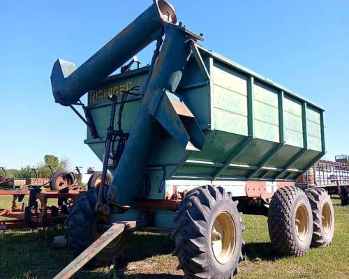 Tolva Autodescargable Richiger de 16 TN